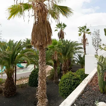 Daruma Apartments Costa Teguise Exterior photo